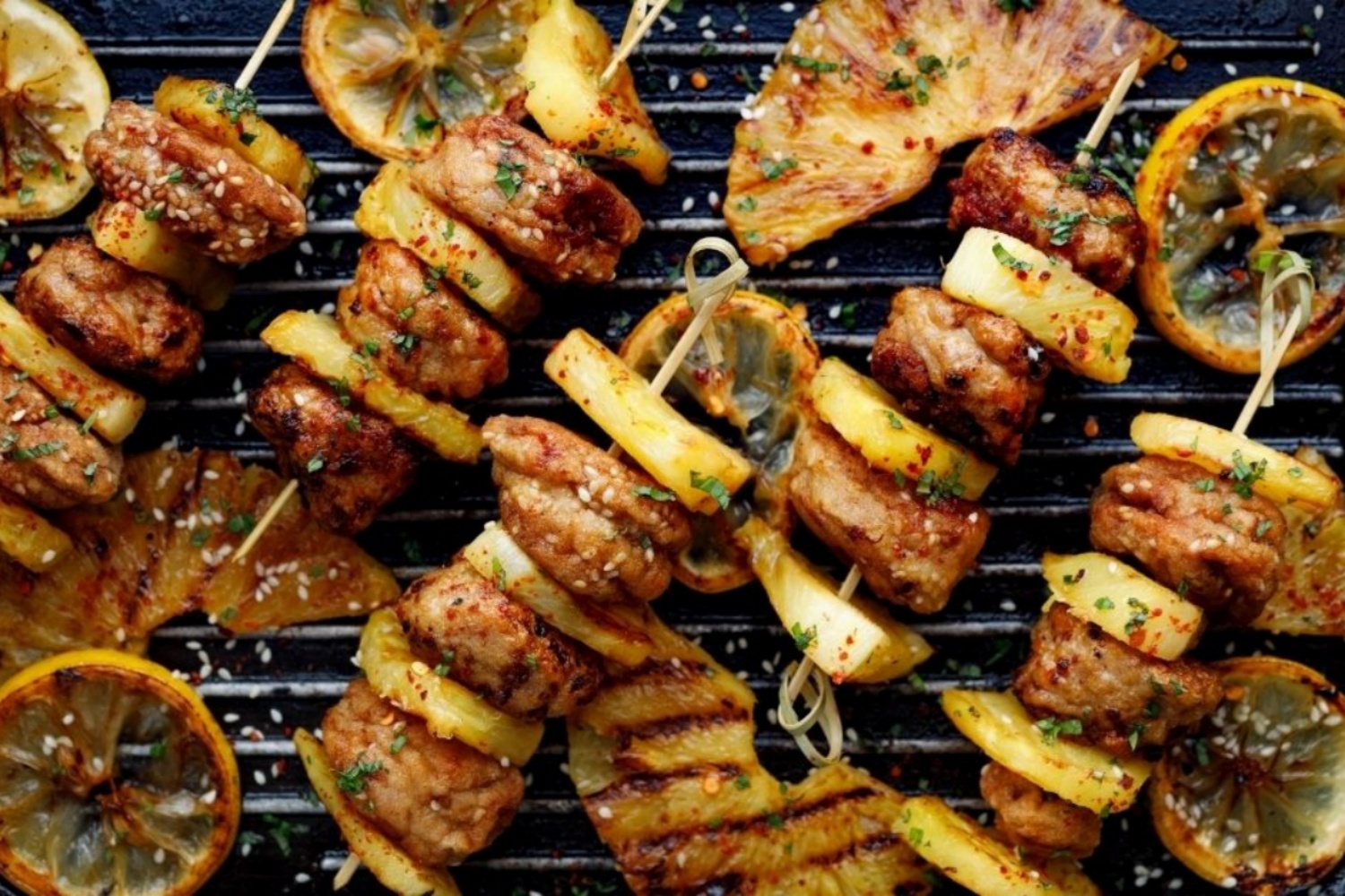 Grilled-BBQ-Skewers-with-Pineapples-and-Lemons